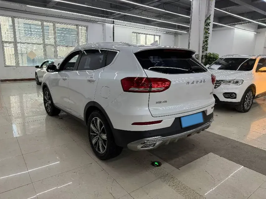 2021 Haval H6 1.5T 150HP L4 7DCT,autocango,china used car exporter,china ev exporter,chinese used car exporter,chinese used ev exporter