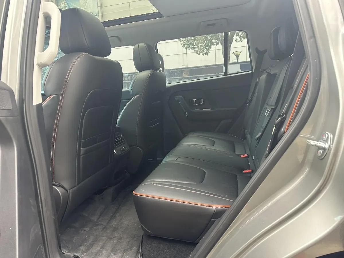 2025 Jetour DASHING 1.5T 184HP L4 7DCT,autocango,china used car exporter,china ev exporter,chinese used car exporter,chinese used ev exporter