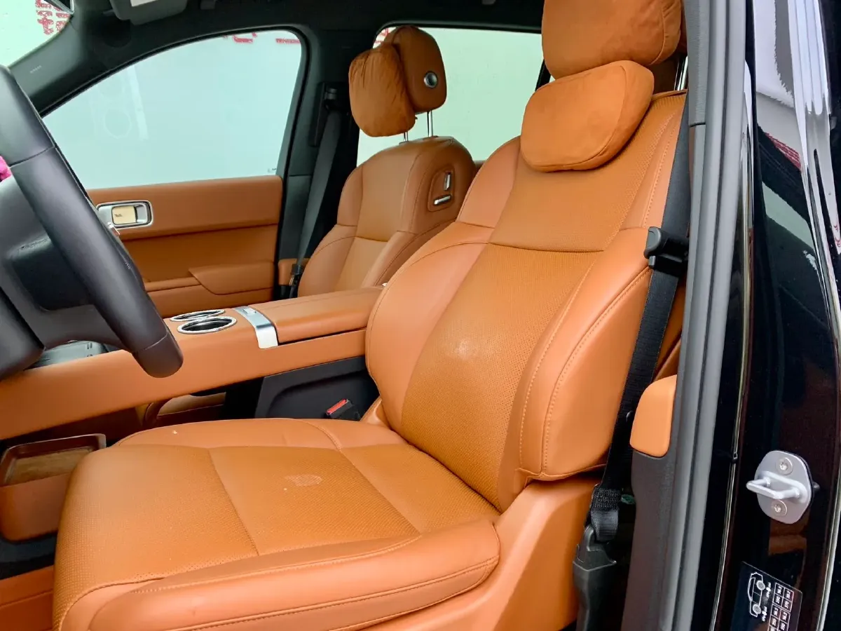 2023 Li L9 Range Extended 154HP REEV 42.6KWH,autocango,china used car exporter,china ev exporter,chinese used car exporter,chinese used ev exporter