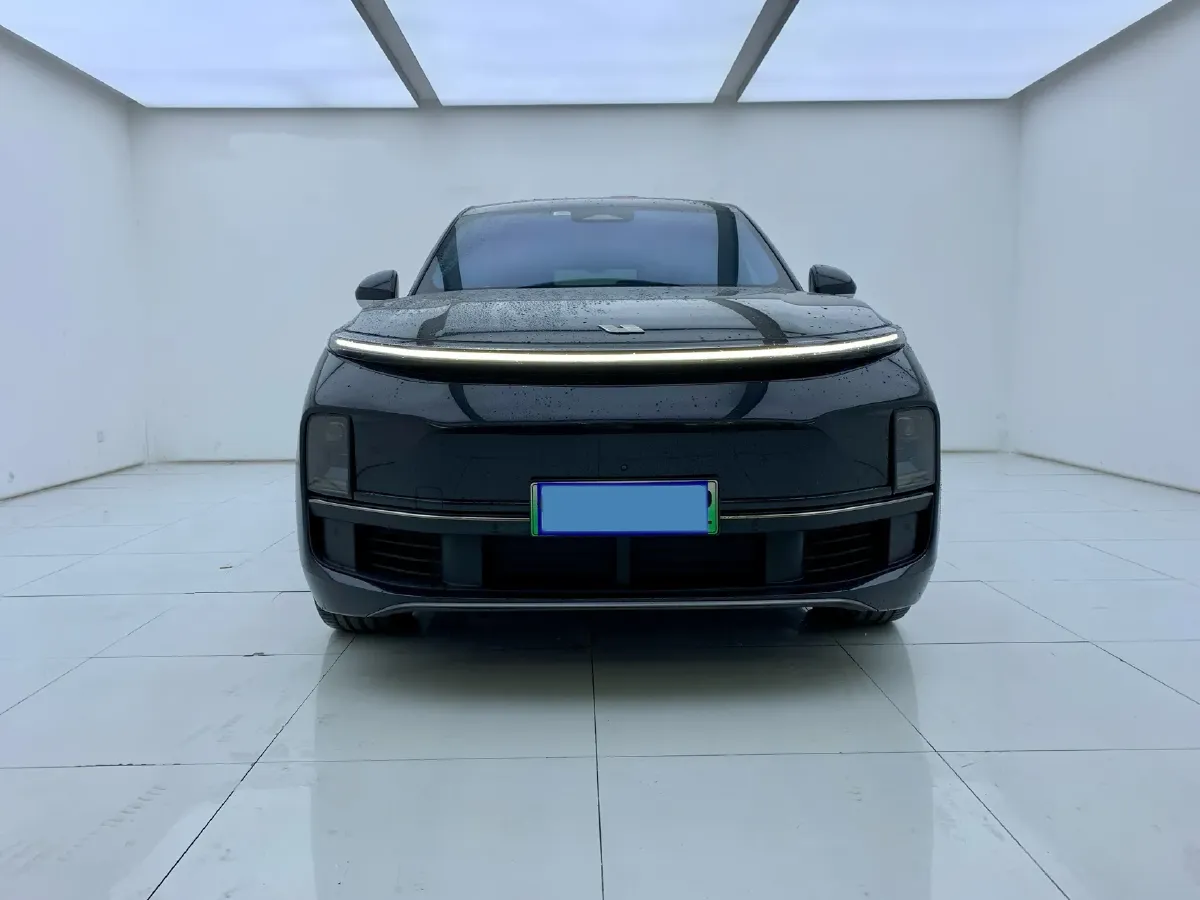 2023 Li L9 Range Extended 154HP REEV 42.6KWH,autocango,china used car exporter,china ev exporter,chinese used car exporter,chinese used ev exporter