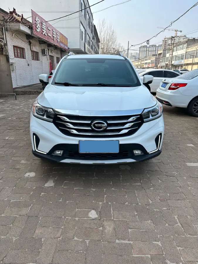2018 GAC Trumpchi GS4 1.5T 152HP L4 6MT,autocango,china used car exporter,china ev exporter,chinese used car exporter,chinese used ev exporter
