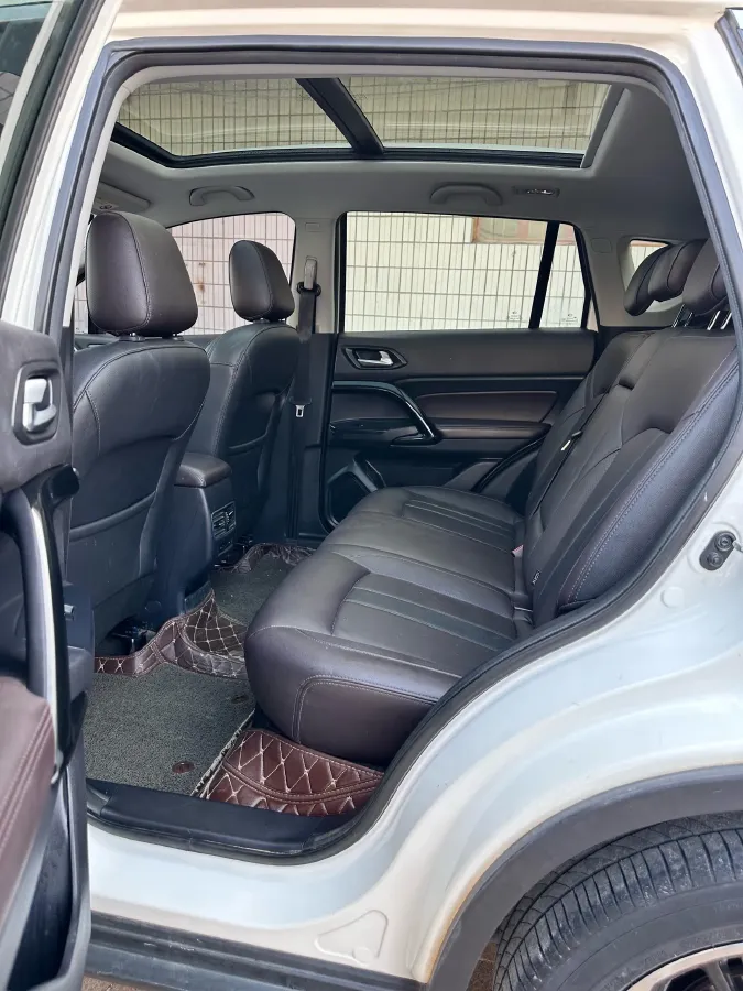 2018 GAC Trumpchi GS4 1.5T 152HP L4 6MT,autocango,china used car exporter,china ev exporter,chinese used car exporter,chinese used ev exporter