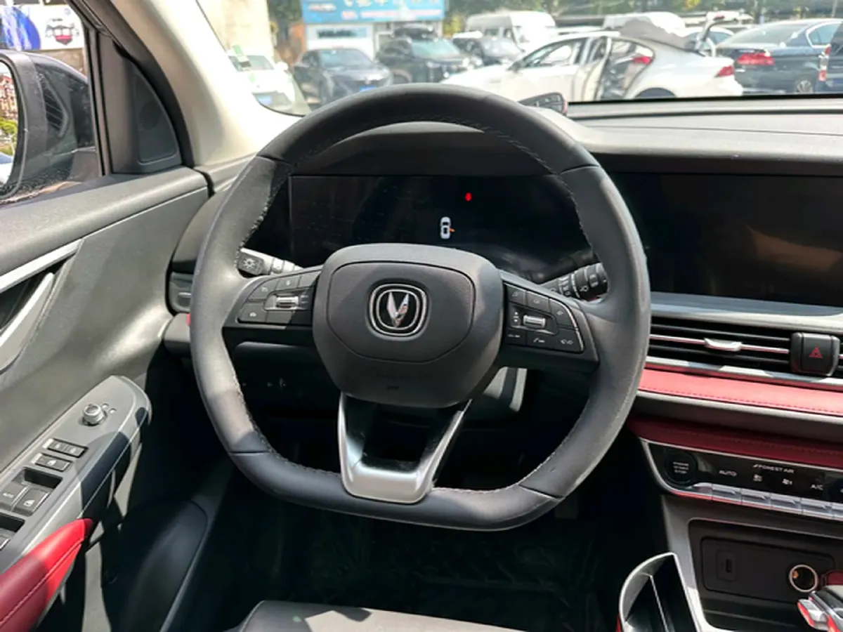 2022 ChangAn CS55 Plus 1.5T 180HP L4 7DCT,autocango,china used car exporter,china ev exporter,chinese used car exporter,chinese used ev exporter