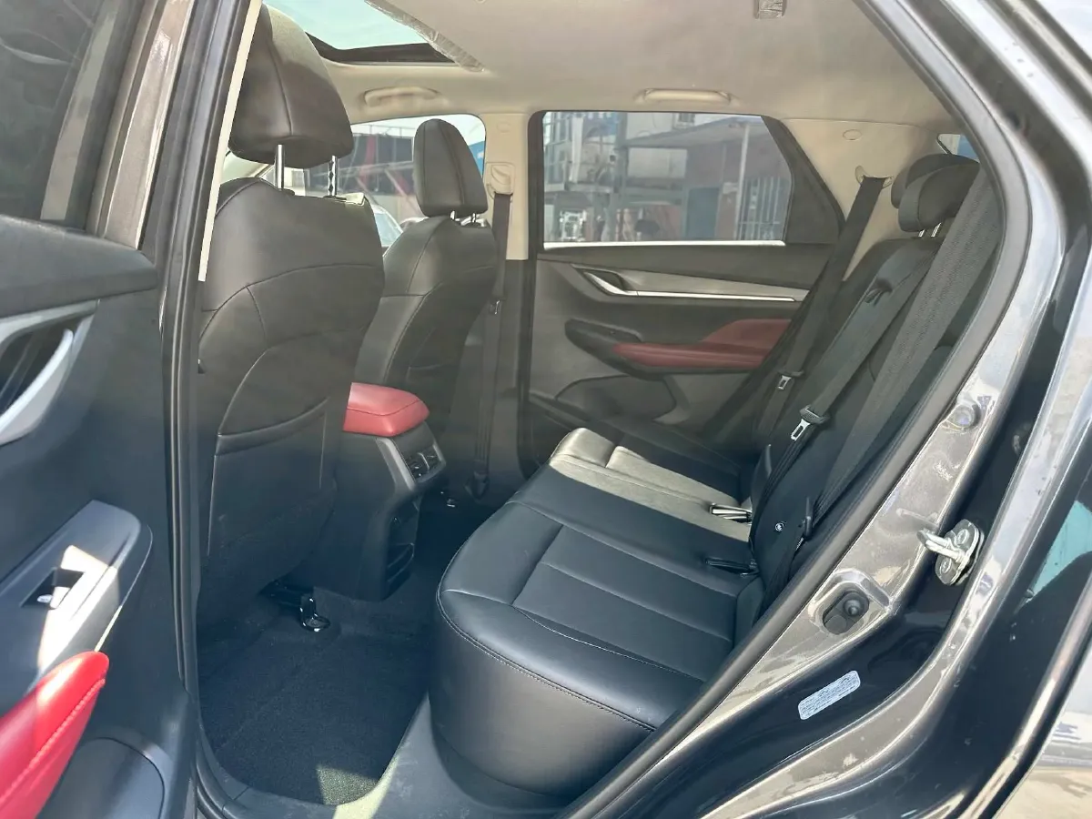 2022 ChangAn CS55 Plus 1.5T 180HP L4 7DCT,autocango,china used car exporter,china ev exporter,chinese used car exporter,chinese used ev exporter