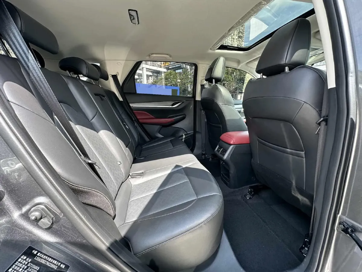 2022 ChangAn CS55 Plus 1.5T 180HP L4 7DCT,autocango,china used car exporter,china ev exporter,chinese used car exporter,chinese used ev exporter