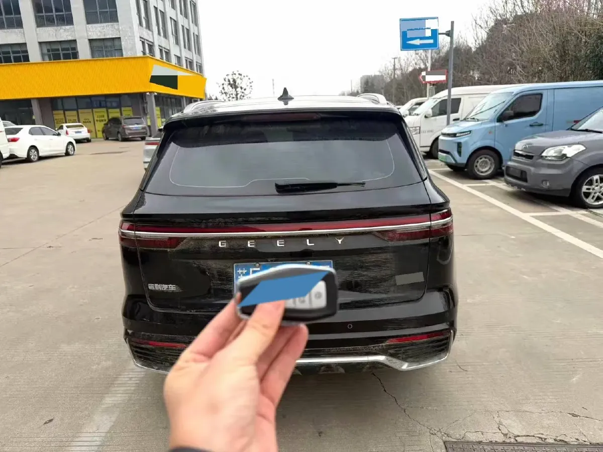 2024 Geely Monjaro 2.0T 218HP L4 7DCT,autocango,china used car exporter,china ev exporter,chinese used car exporter,chinese used ev exporter