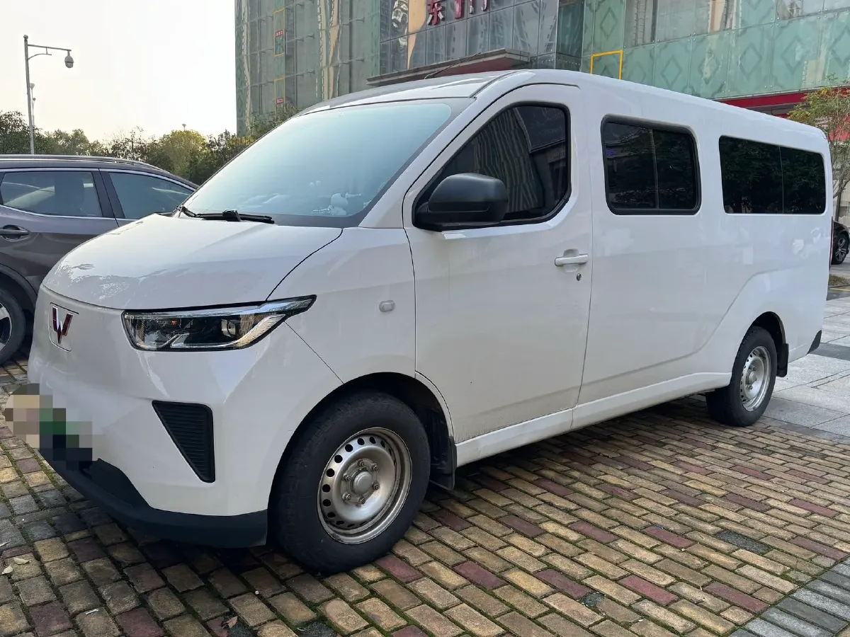 2024 WuLing YangGuang BEV 41.9KWH,autocango,china used car exporter,china ev exporter,chinese used car exporter,chinese used ev exporter