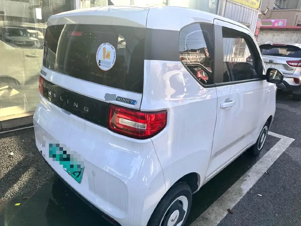 2022 LingBox uni BEV 11.52KWH,autocango,china used car exporter,china ev exporter,chinese used car exporter,chinese used ev exporter