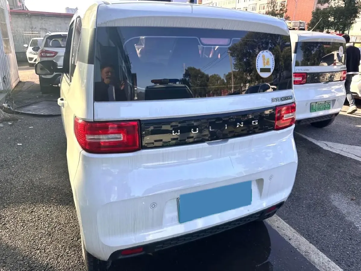 2022 LingBox uni BEV 11.52KWH,autocango,china used car exporter,china ev exporter,chinese used car exporter,chinese used ev exporter