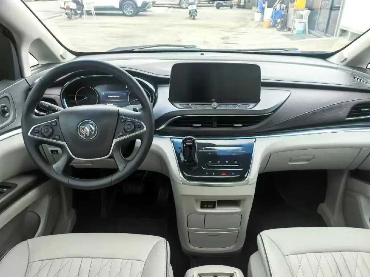 2022 Buick GL8 2.0T 237HP L4 9AT,autocango,china used car exporter,china ev exporter,chinese used car exporter,chinese used ev exporter