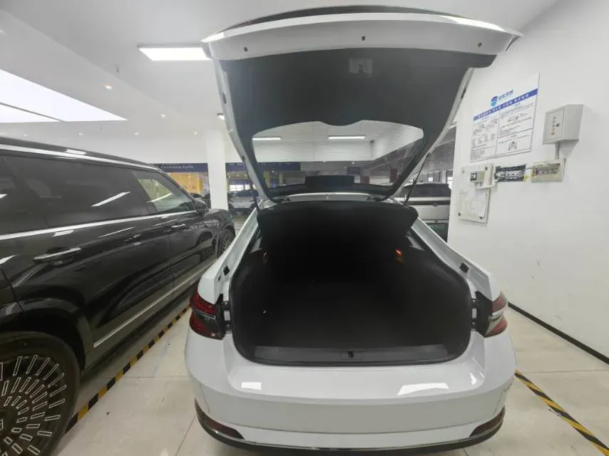 2022 Skoda Superb 1.4T 150HP L4 7DCT,autocango,china used car exporter,china ev exporter,chinese used car exporter,chinese used ev exporter