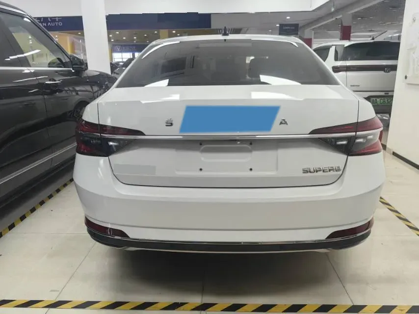 2022 Skoda Superb 1.4T 150HP L4 7DCT,autocango,china used car exporter,china ev exporter,chinese used car exporter,chinese used ev exporter