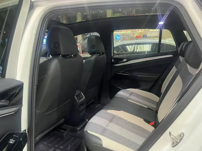 2024 Volkswagen ID.4 Crozz BEV 55.7KWH,autocango,china used car exporter,china ev exporter,chinese used car exporter,chinese used ev exporter