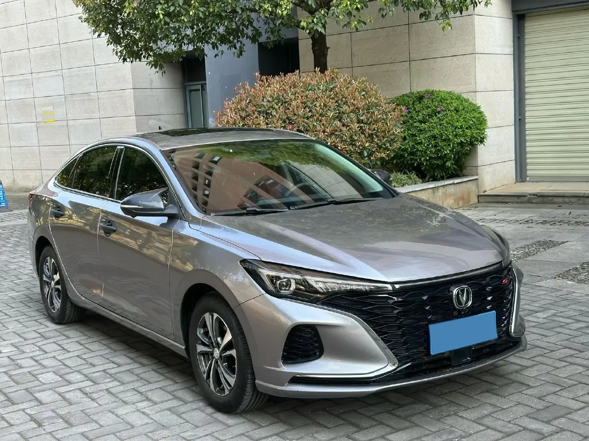2021 ChangAn Eado 1.4T 160HP L4 7DCT,autocango,china used car exporter,china ev exporter,chinese used car exporter,chinese used ev exporter