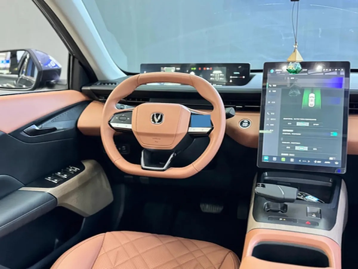 2024 ChangAn Eado 1.5T 170HP L4 7DCT,autocango,china used car exporter,china ev exporter,chinese used car exporter,chinese used ev exporter