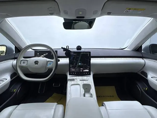 2021 Volkswagen ID.6 Crozz BEV 84.8KWH,autocango,china used car exporter,china ev exporter,chinese used car exporter,chinese used ev exporter