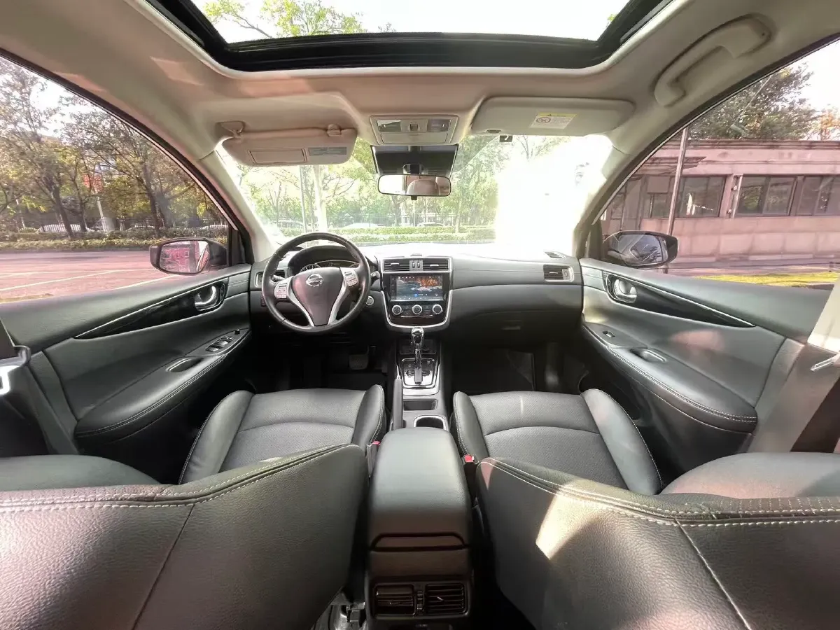 2021 Nissan Tiida 1.6L 122HP L4 CVT,autocango,china used car exporter,china ev exporter,chinese used car exporter,chinese used ev exporter