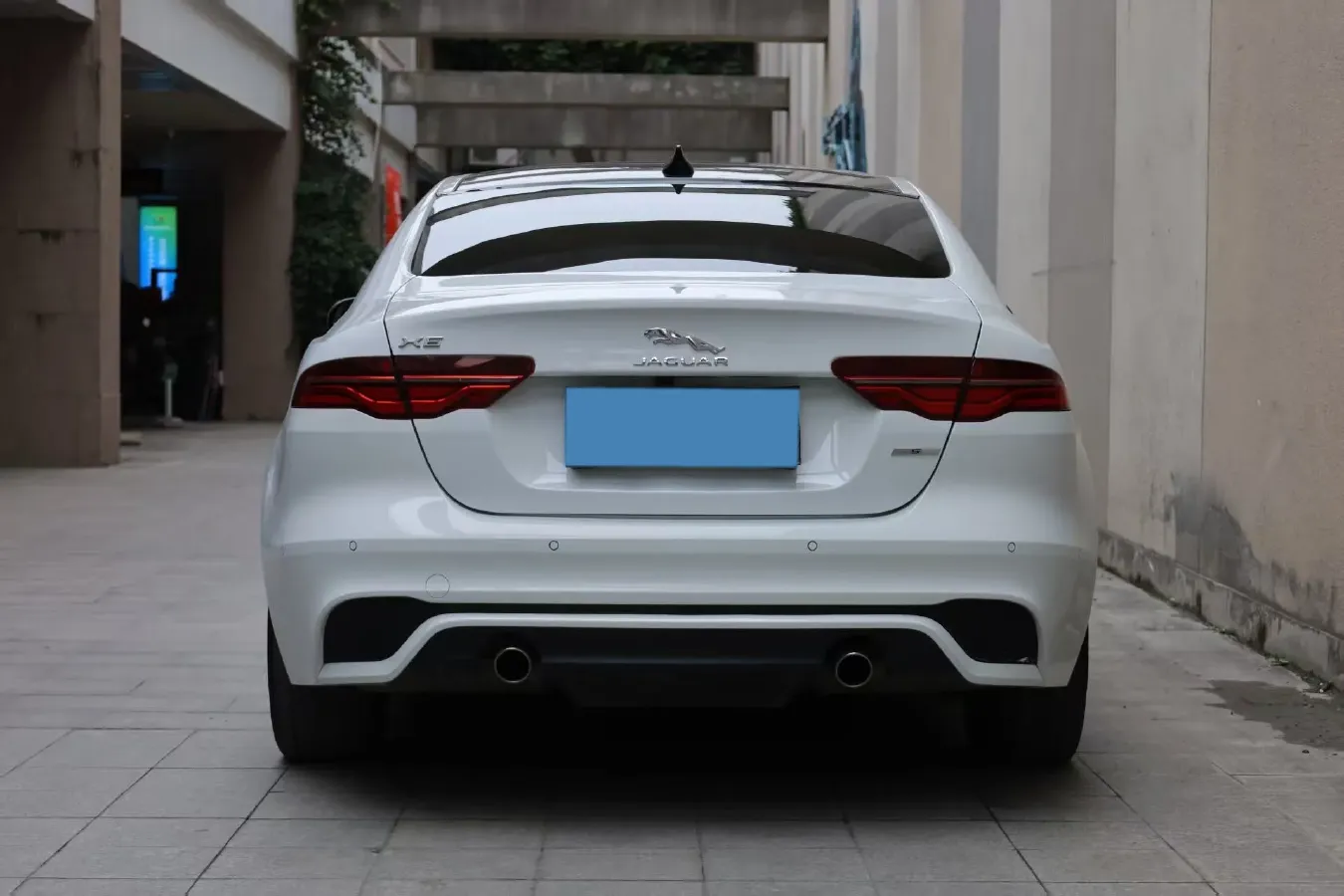 2021 Jaguar XEL 2.0T 200HP L4 8AT,autocango,china used car exporter,china ev exporter,chinese used car exporter,chinese used ev exporter