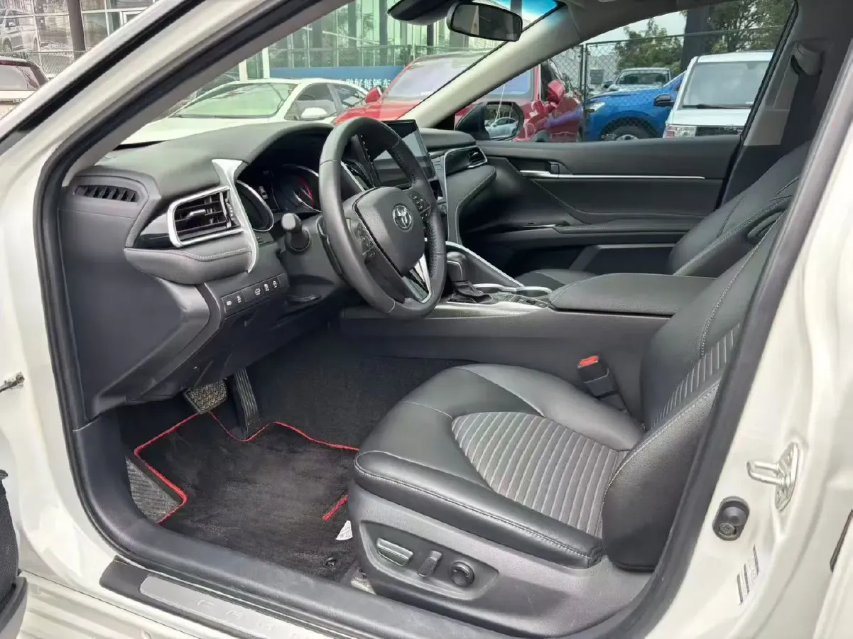 2022 Toyota Camry 2.0L 178HP L4 CVT,autocango,china used car exporter,china ev exporter,chinese used car exporter,chinese used ev exporter