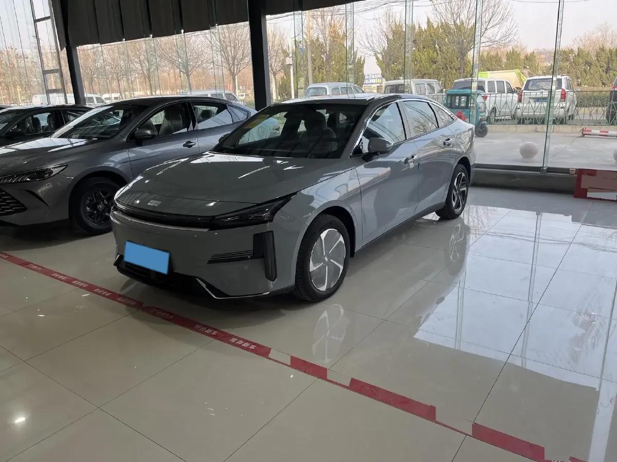 2025 Geely Galaxy L6 1.5L 112HP L4 1DHT PHEV 19.09KWH,autocango,china used car exporter,china ev exporter,chinese used car exporter,chinese used ev exporter