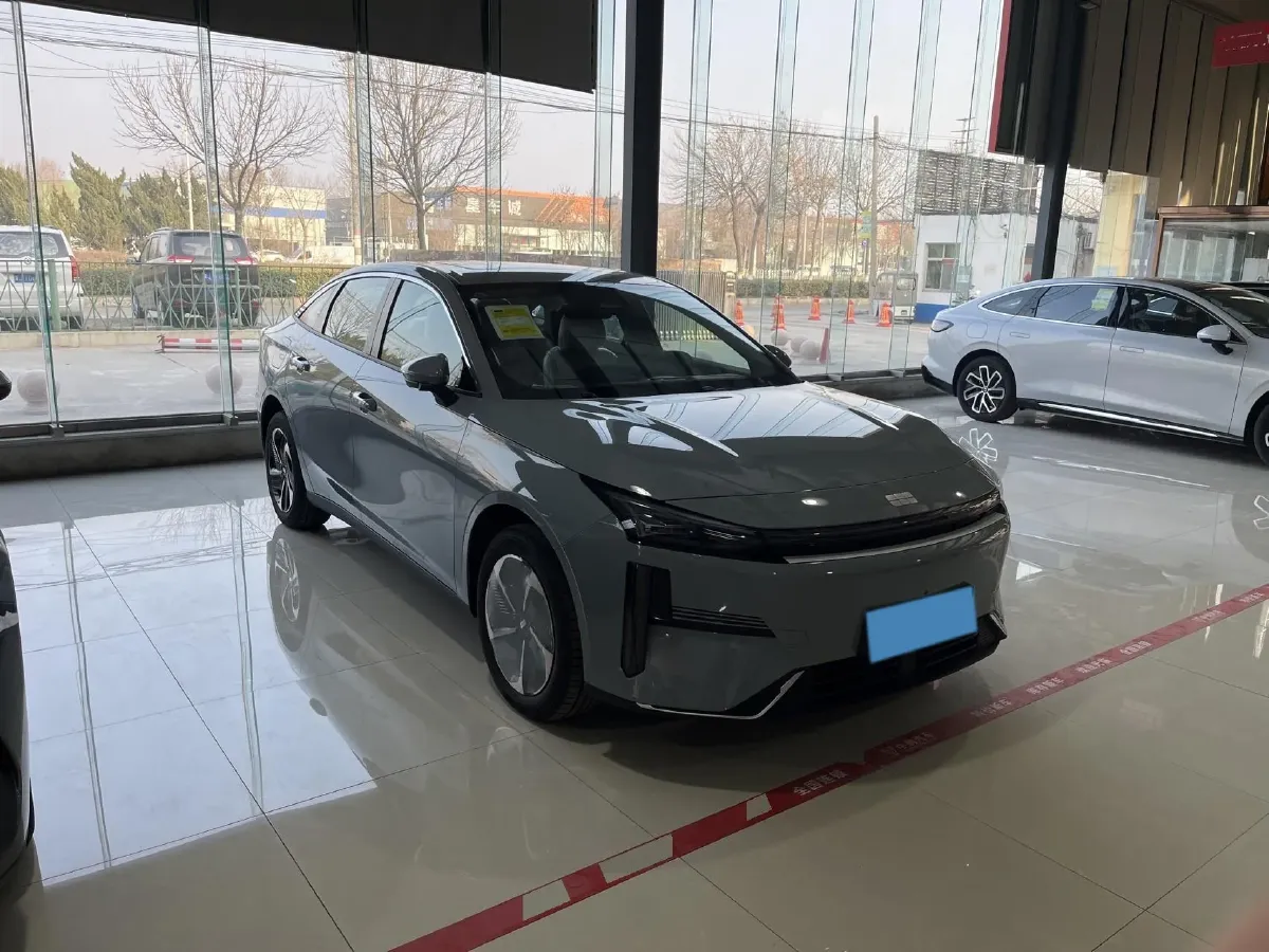 2025 Geely Galaxy L6 1.5L 112HP L4 1DHT PHEV 19.09KWH,autocango,china used car exporter,china ev exporter,chinese used car exporter,chinese used ev exporter