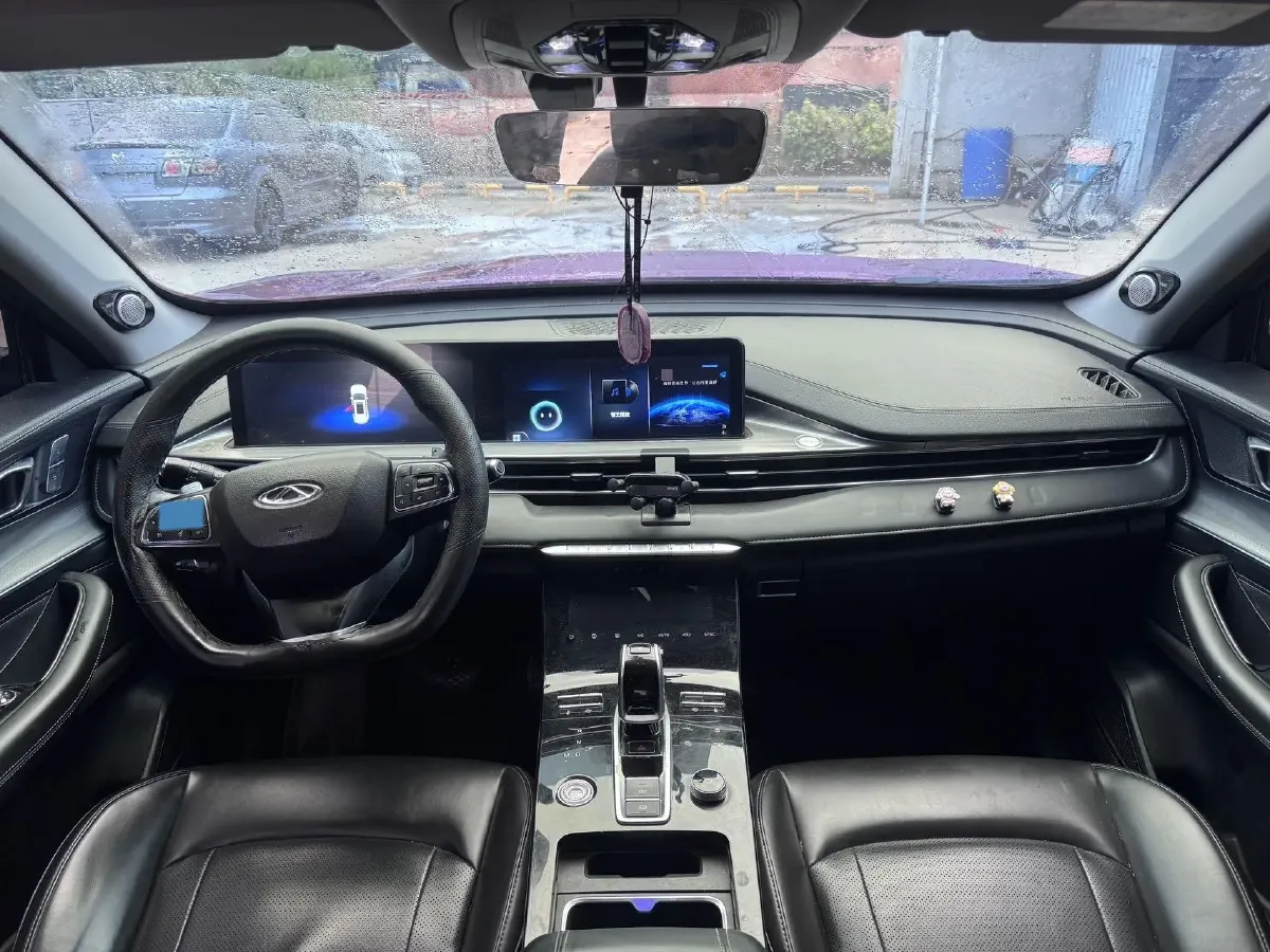 2021 Chery Tiggo 8 Plus 1.6T 197HP L4 7DCT,autocango,china used car exporter,china ev exporter,chinese used car exporter,chinese used ev exporter