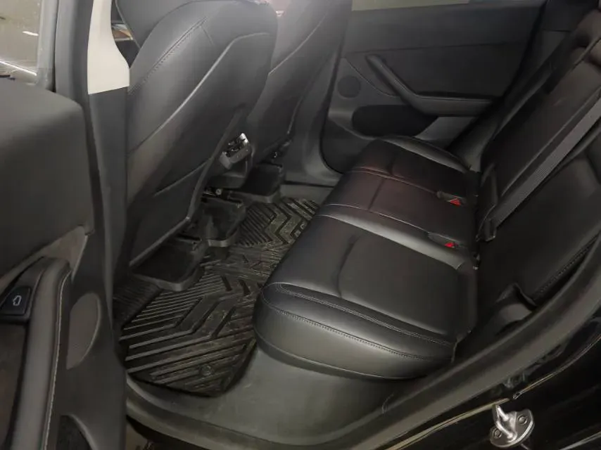 2022 Tesla Model Y BEV 60KWH,autocango,china used car exporter,china ev exporter,chinese used car exporter,chinese used ev exporter