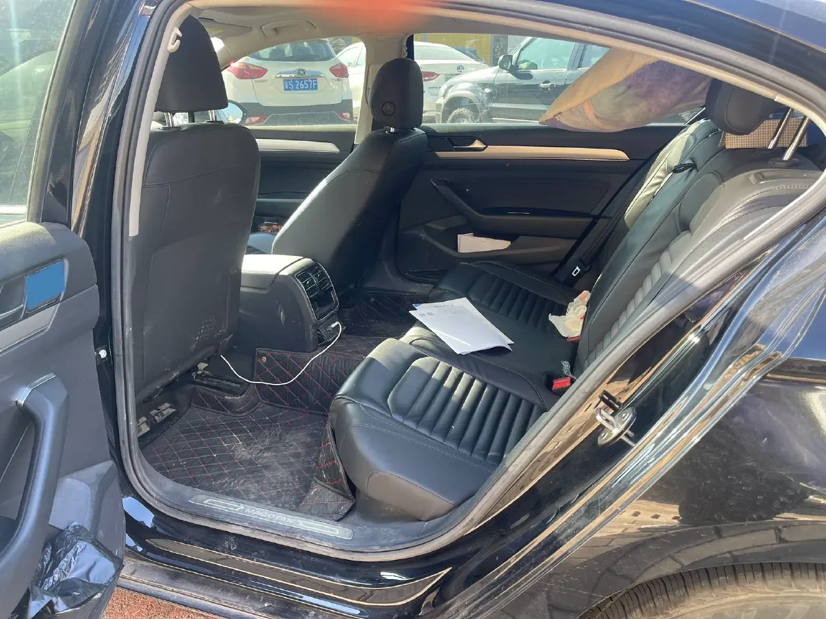 2019 Citroen C6 1.6T 170HP L4 6AT,autocango,china used car exporter,china ev exporter,chinese used car exporter,chinese used ev exporter