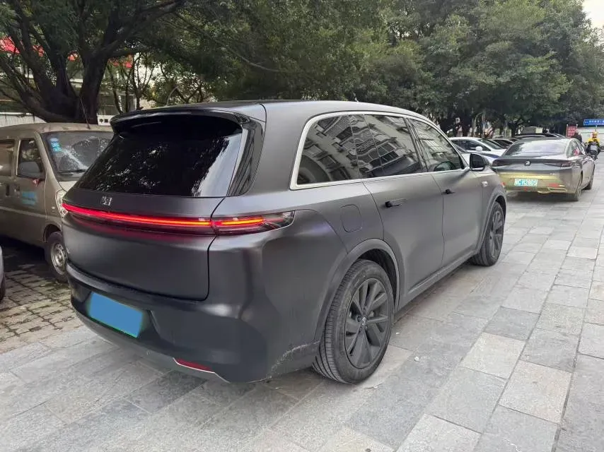 2023 Li L8 Range Extended 154HP REEV 40.9KWH,autocango,china used car exporter,china ev exporter,chinese used car exporter,chinese used ev exporter