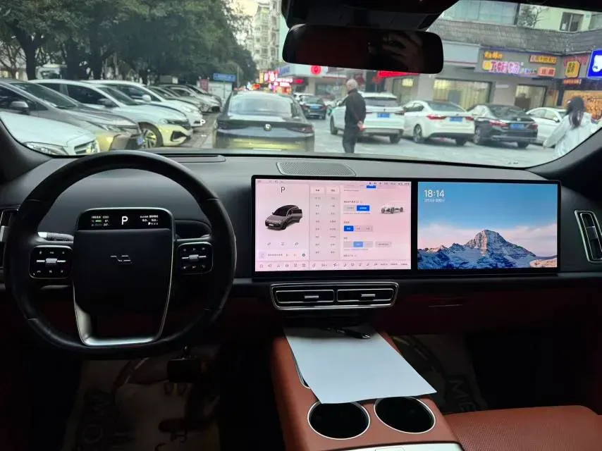 2023 Li L8 Range Extended 154HP REEV 40.9KWH,autocango,china used car exporter,china ev exporter,chinese used car exporter,chinese used ev exporter