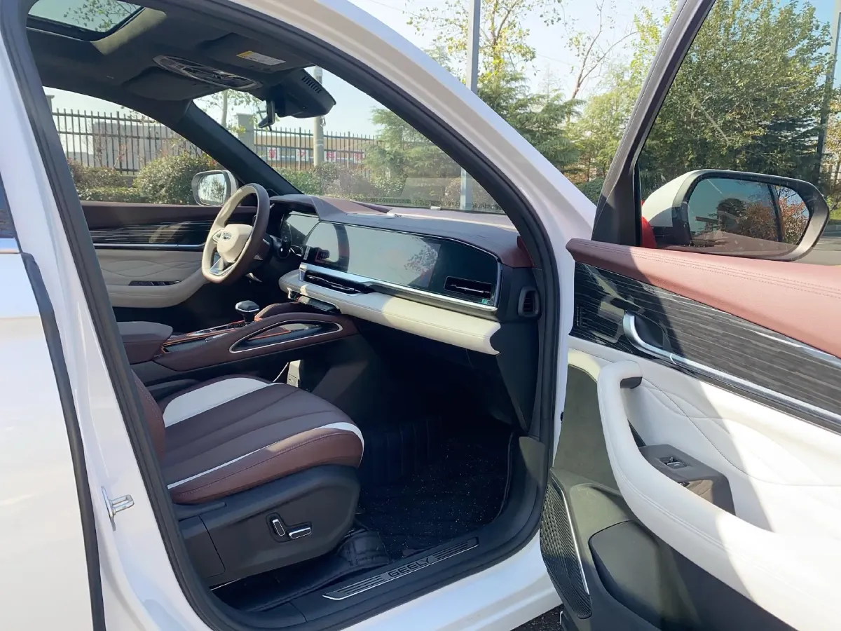 2024 Geely Monjaro 2.0T 238HP L4 8AT,autocango,china used car exporter,china ev exporter,chinese used car exporter,chinese used ev exporter