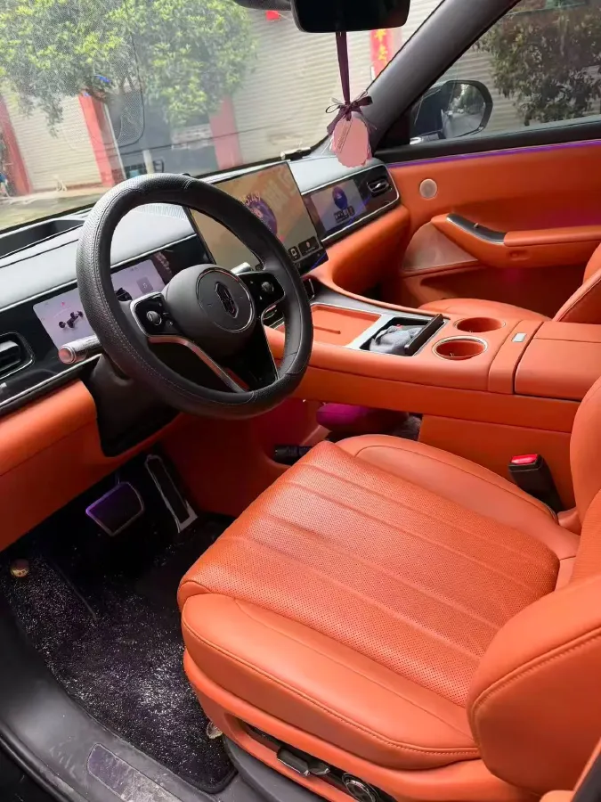 2026 AITO AITO M7 REEV 160HP REEV,autocango,china used car exporter,china ev exporter,chinese used car exporter,chinese used ev exporter