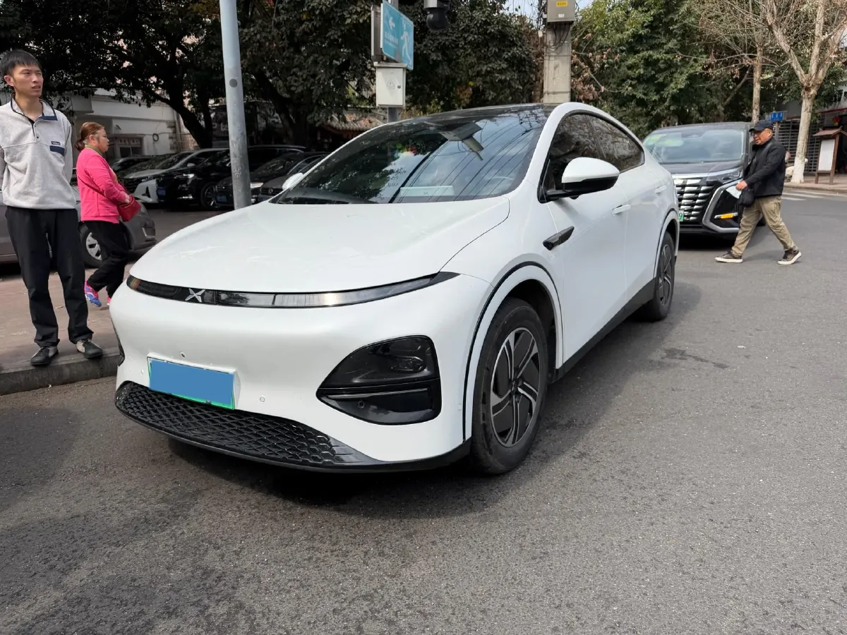 2024 Xpeng G6 BEV 66KWH,autocango,china used car exporter,china ev exporter,chinese used car exporter,chinese used ev exporter