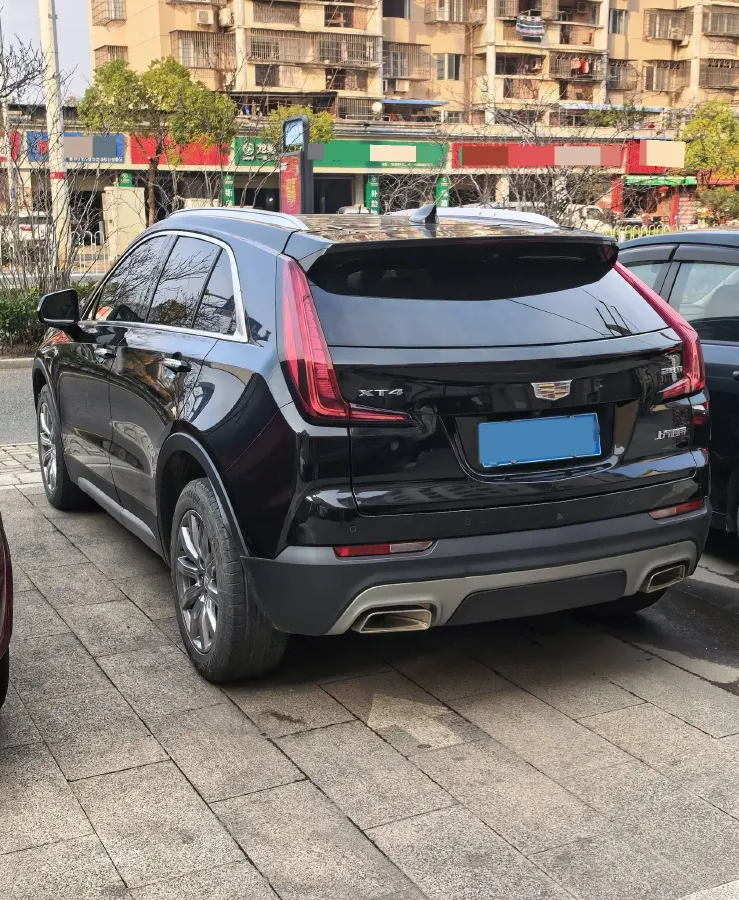 2022 Cadillac XT4 2.0T 237HP L4 9AT,autocango,china used car exporter,china ev exporter,chinese used car exporter,chinese used ev exporter