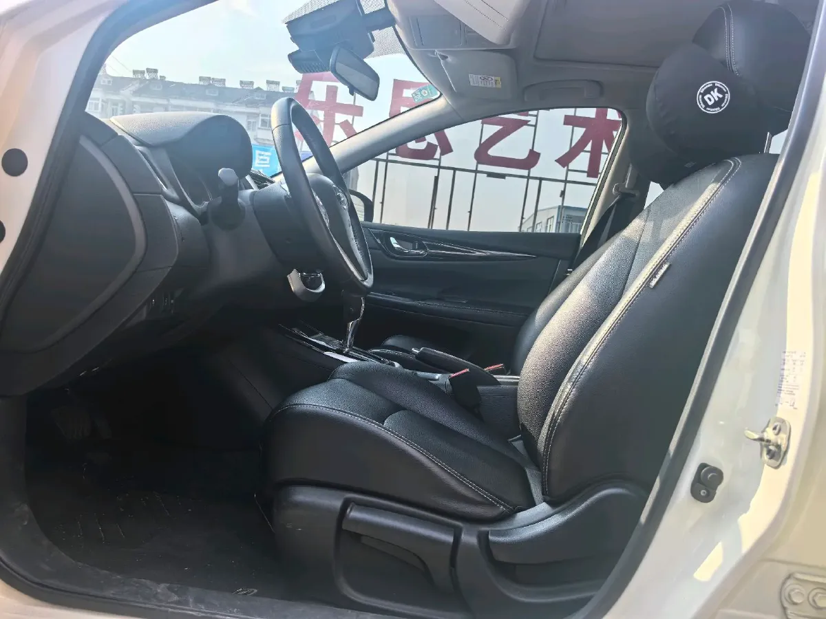 2021 Nissan Tiida 1.6L 122HP L4 CVT,autocango,china used car exporter,china ev exporter,chinese used car exporter,chinese used ev exporter