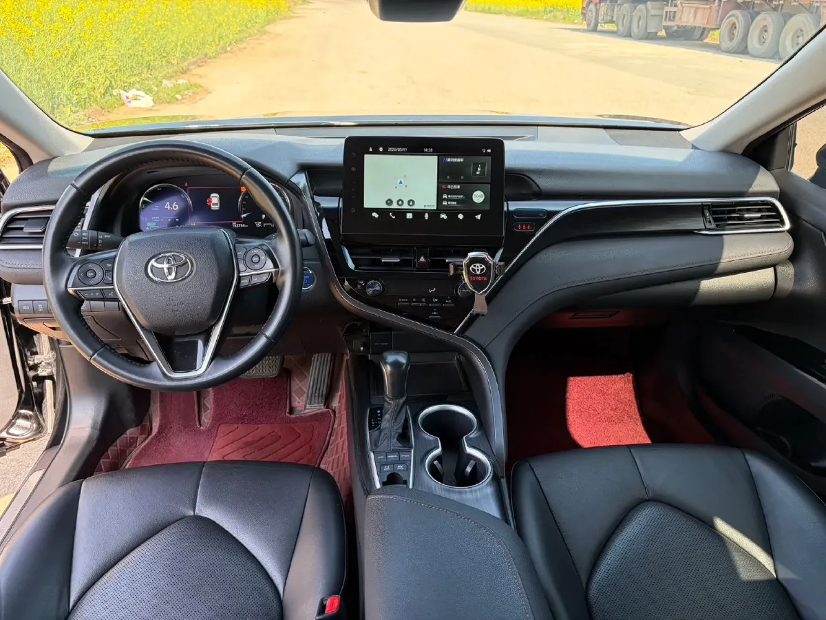 2023 Toyota Camry 2.5L 178HP L4 E-CVT Hybrid,autocango,china used car exporter,china ev exporter,chinese used car exporter,chinese used ev exporter