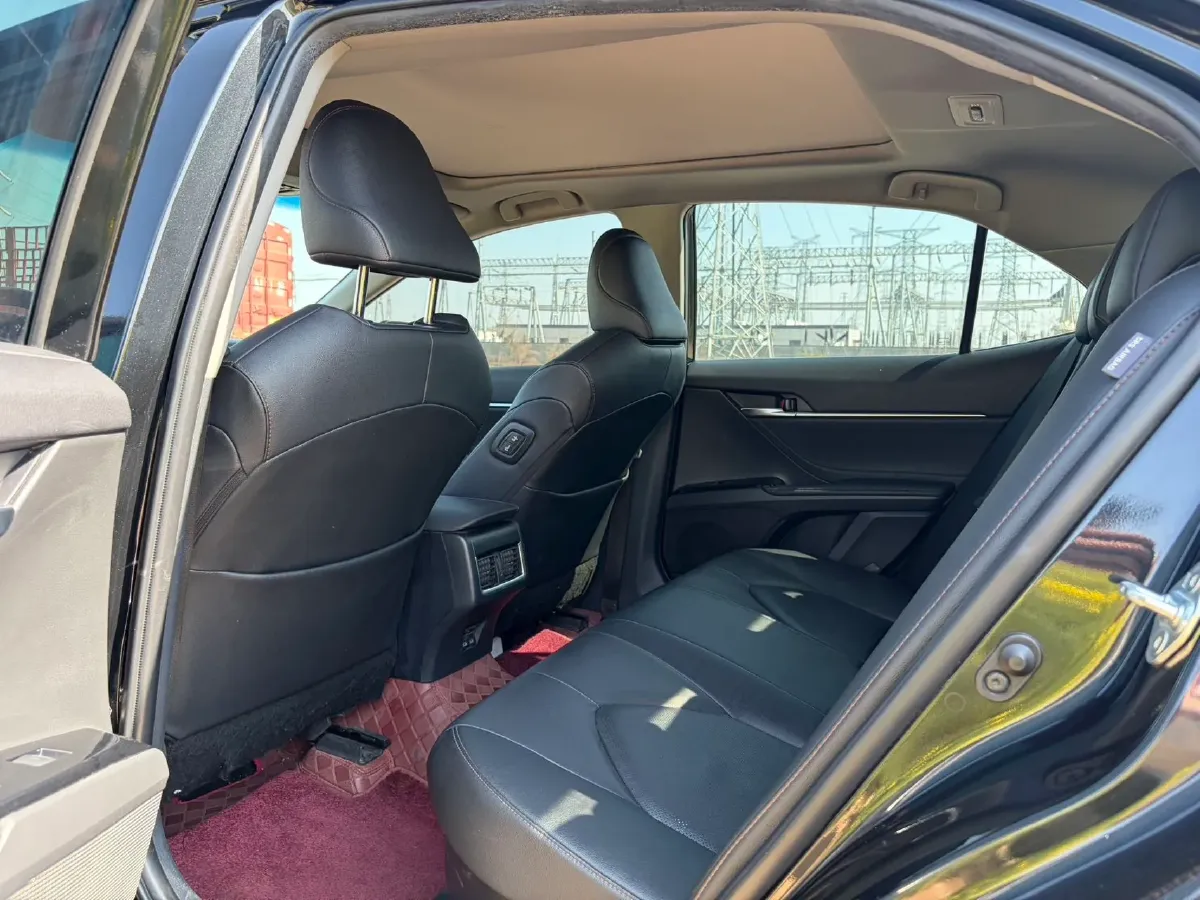 2023 Toyota Camry 2.5L 178HP L4 E-CVT Hybrid,autocango,china used car exporter,china ev exporter,chinese used car exporter,chinese used ev exporter