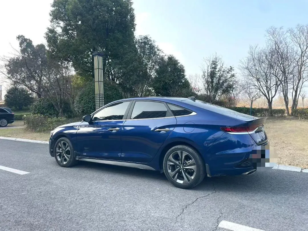 2019 Hyundai La Festa 1.6T 204HP L4 7DCT,autocango,china used car exporter,china ev exporter,chinese used car exporter,chinese used ev exporter