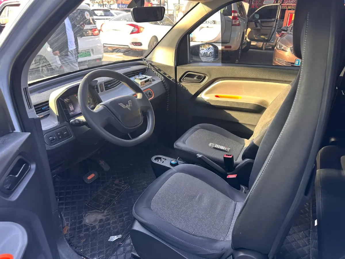 2022 LingBox uni BEV 11.52KWH,autocango,china used car exporter,china ev exporter,chinese used car exporter,chinese used ev exporter