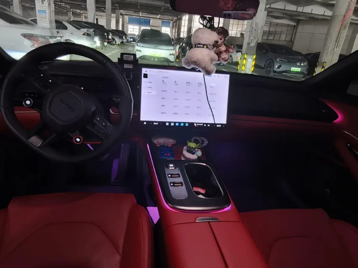 2024 MI SU7 BEV 73.6KWH,autocango,china used car exporter,china ev exporter,chinese used car exporter,chinese used ev exporter