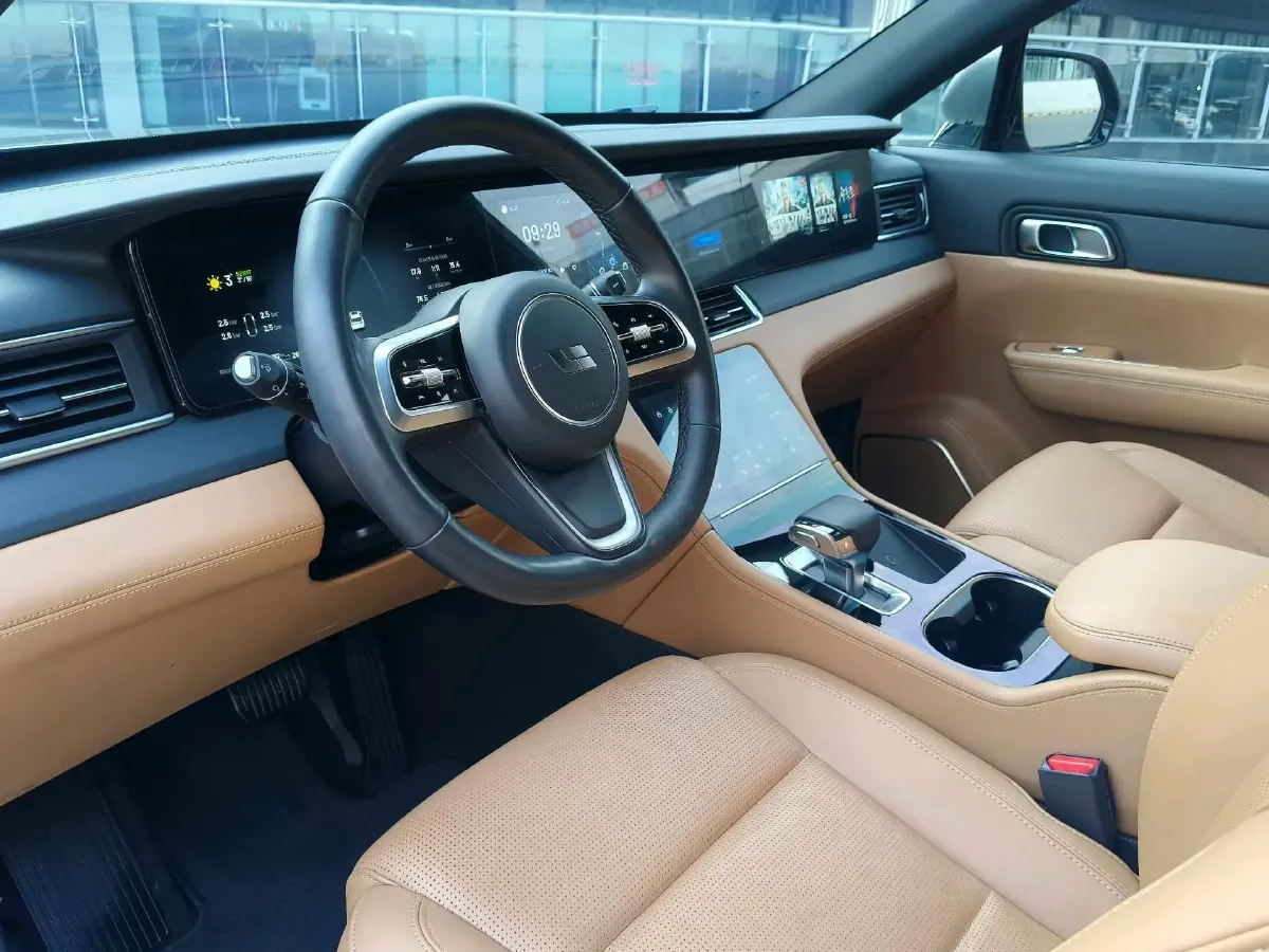 2021 Li ONE Range Extended 131HP REEV 40.5KWH,autocango,china used car exporter,china ev exporter,chinese used car exporter,chinese used ev exporter