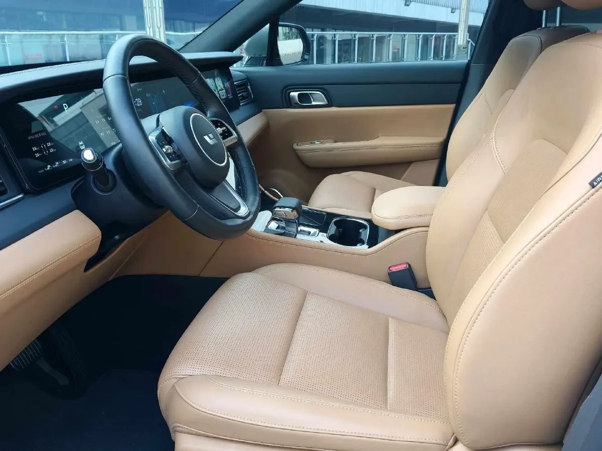 2021 Li ONE Range Extended 131HP REEV 40.5KWH,autocango,china used car exporter,china ev exporter,chinese used car exporter,chinese used ev exporter