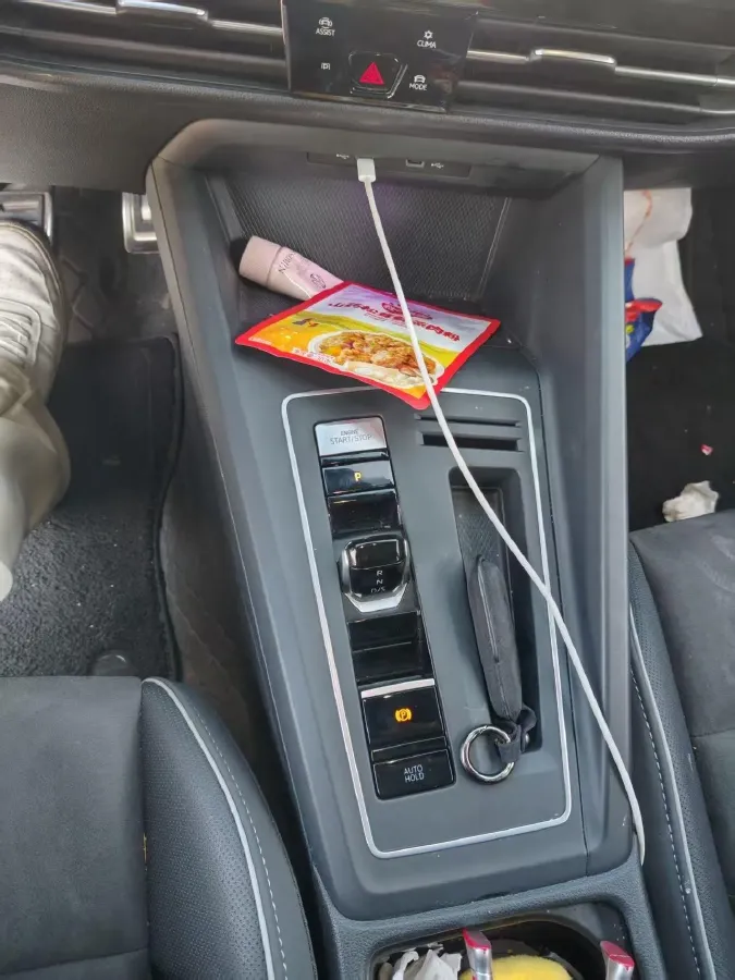 2023 Volkswagen Golf 1.4T 150HP L4 7DCT,autocango,china used car exporter,china ev exporter,chinese used car exporter,chinese used ev exporter