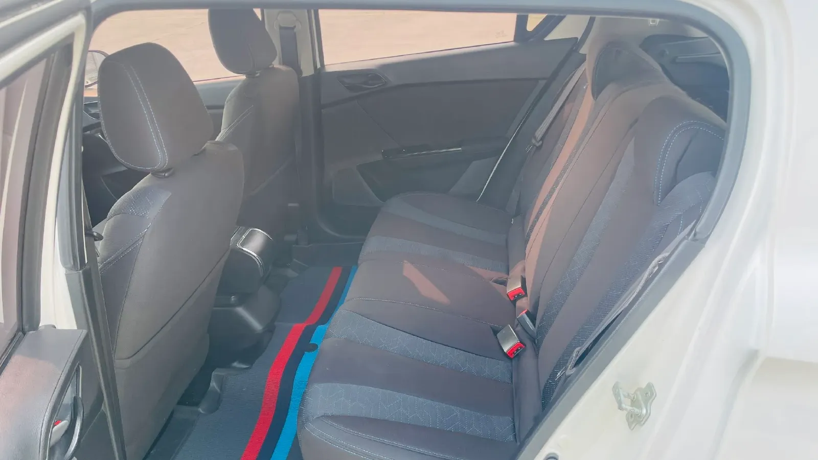 2016 BaoJun 310 1.2L 82HP L4 5MT,autocango,china used car exporter,china ev exporter,chinese used car exporter,chinese used ev exporter