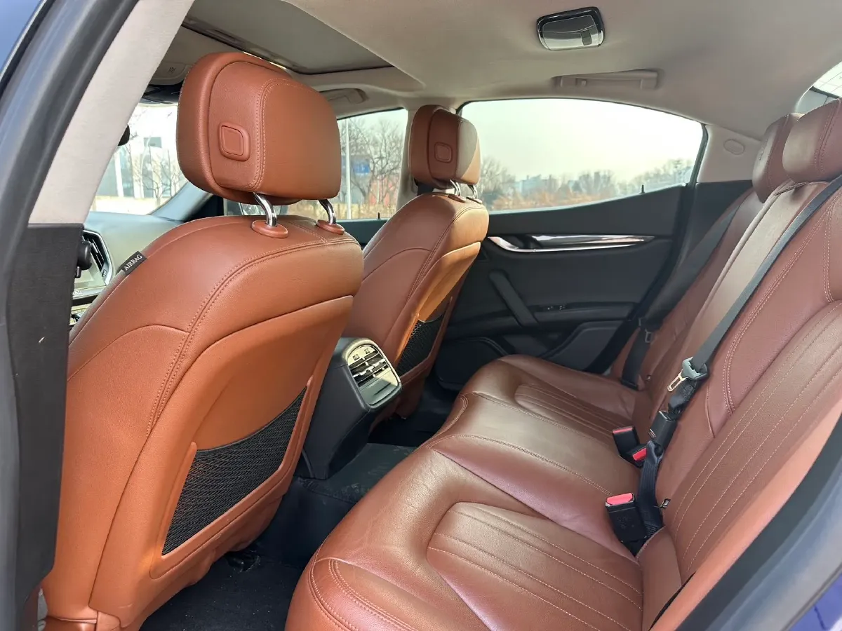2018 Maserati Ghibli 3.0T 350HP V6 8AT,autocango,china used car exporter,china ev exporter,chinese used car exporter,chinese used ev exporter