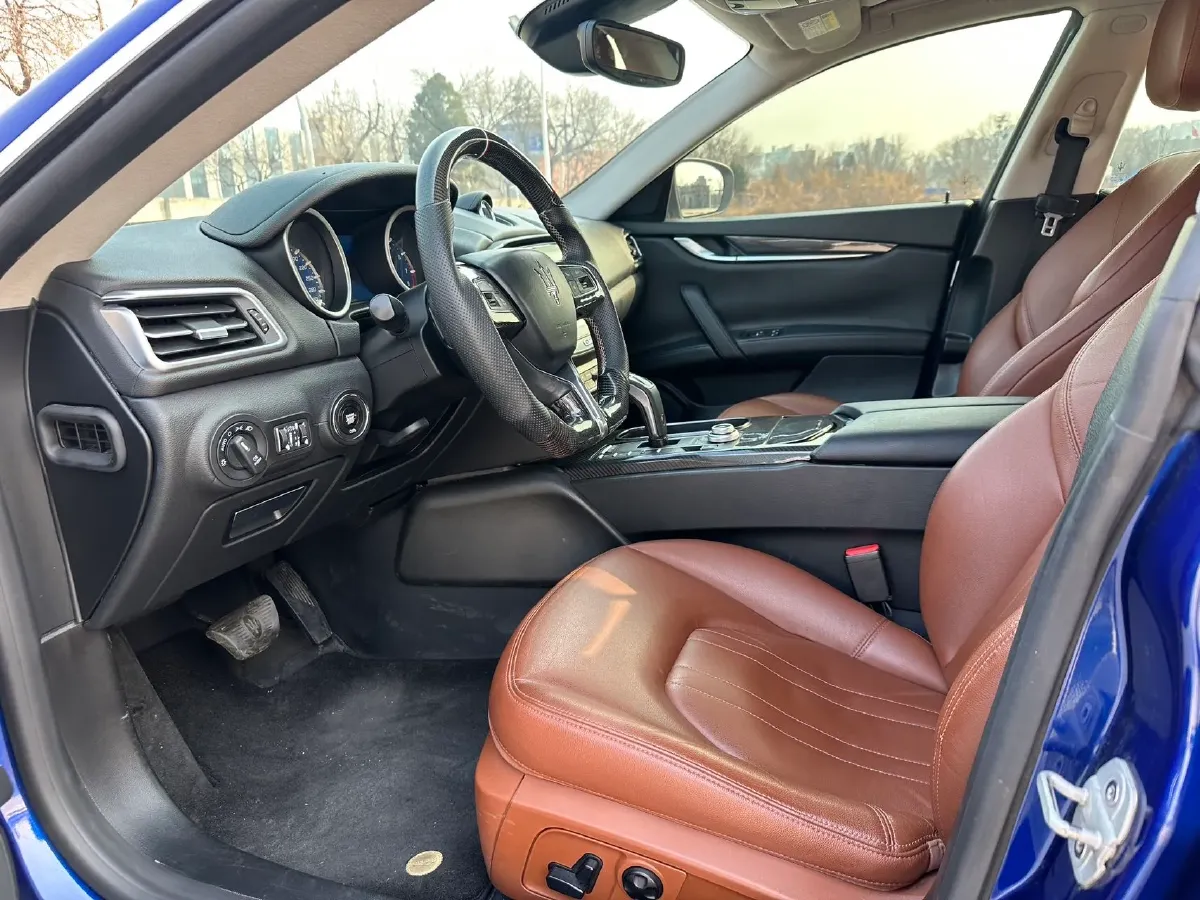 2018 Maserati Ghibli 3.0T 350HP V6 8AT,autocango,china used car exporter,china ev exporter,chinese used car exporter,chinese used ev exporter