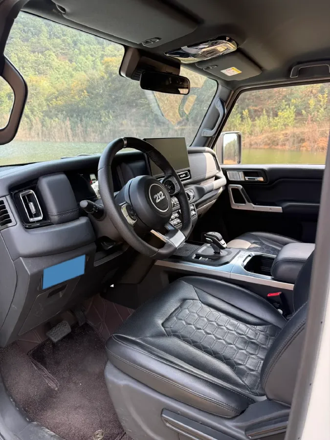 2024 212 212 T01 2.0T 252HP L4 8AT,autocango,china used car exporter,china ev exporter,chinese used car exporter,chinese used ev exporter