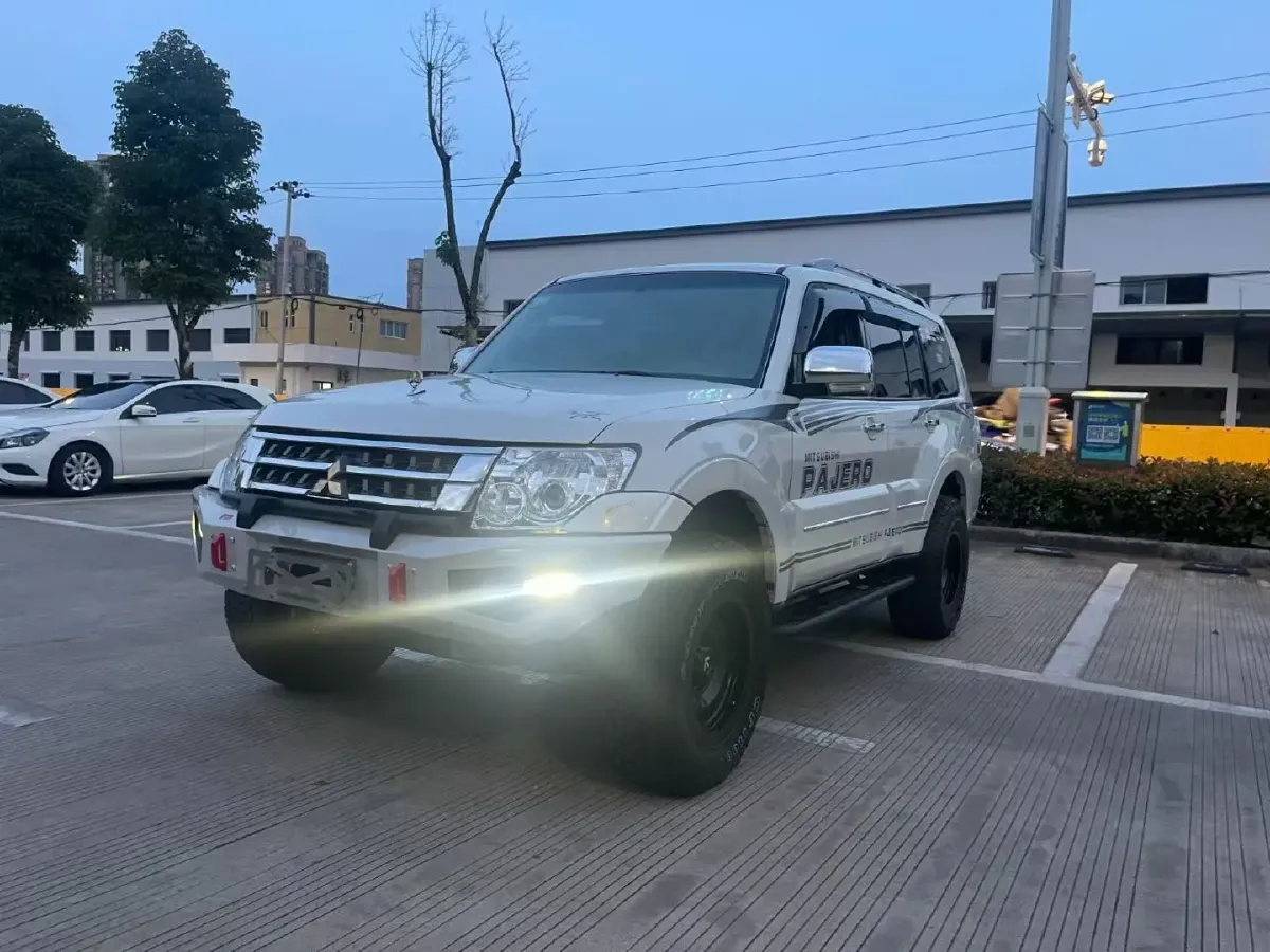 2017 Honda Jade 1.8L 141HP L4 5AT,autocango,china used car exporter,china ev exporter,chinese used car exporter,chinese used ev exporter