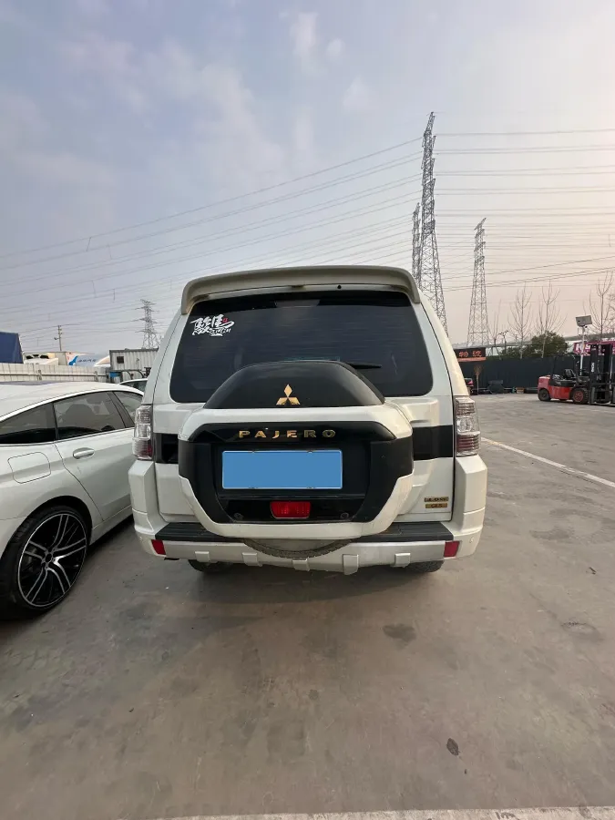 2017 Honda Jade 1.8L 141HP L4 5AT,autocango,china used car exporter,china ev exporter,chinese used car exporter,chinese used ev exporter