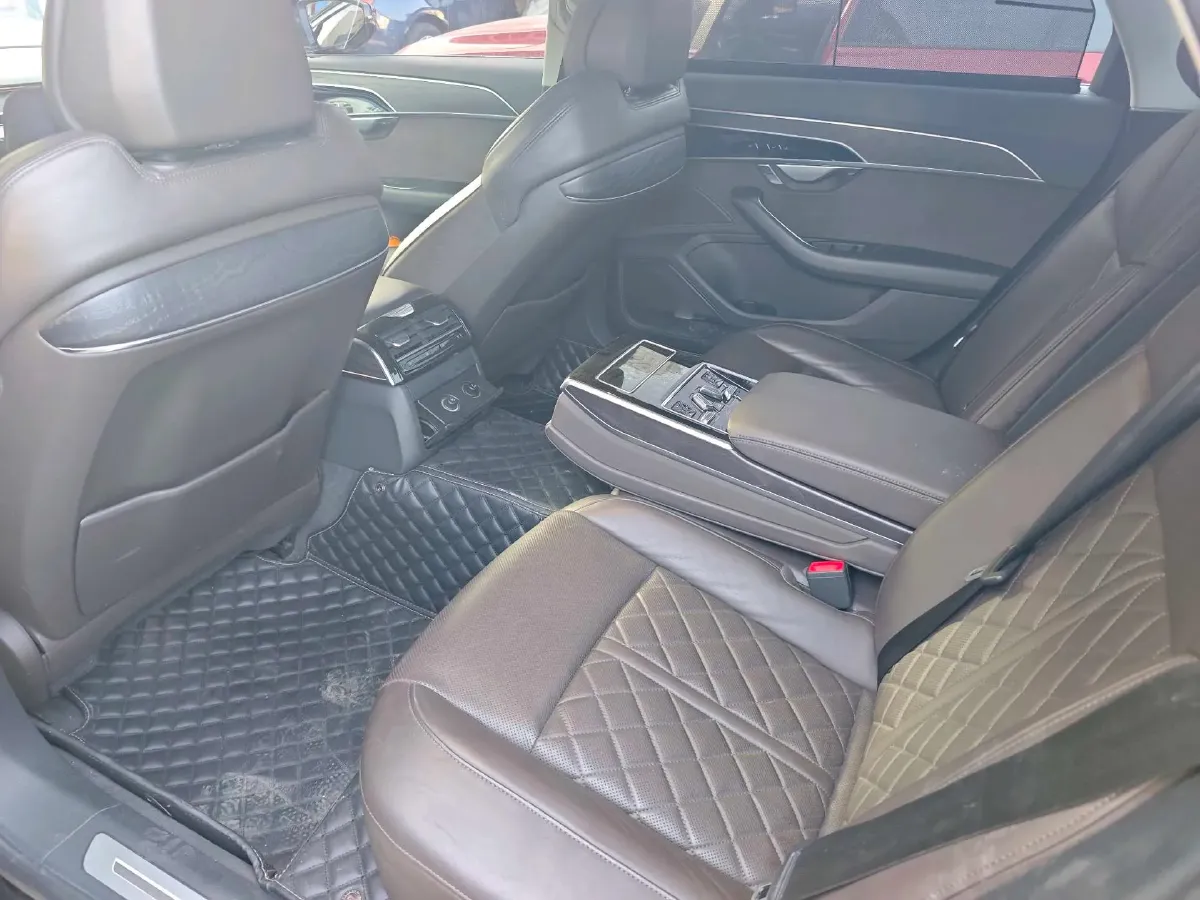 2021 Audi A8 3.0T 286HP V6 8AT,autocango,china used car exporter,china ev exporter,chinese used car exporter,chinese used ev exporter